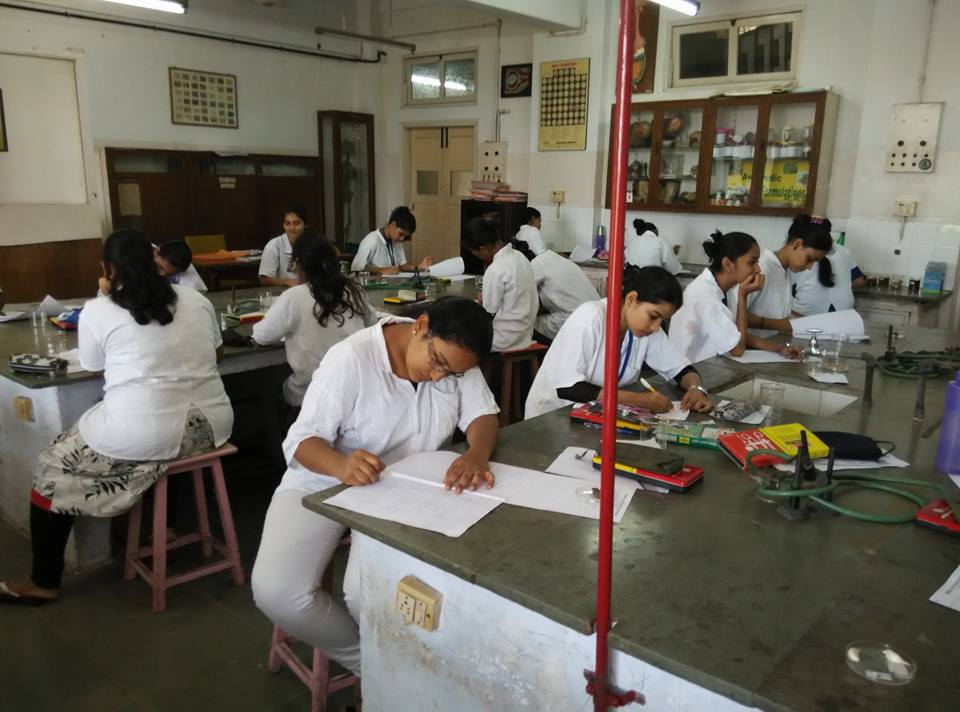 Pharmacognosy Lab